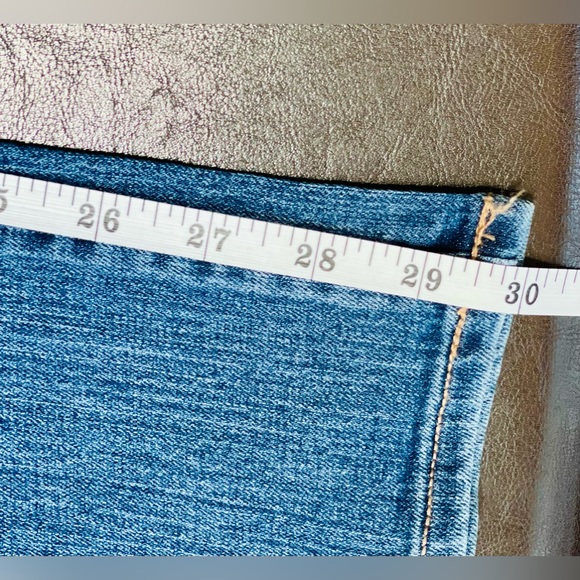 Old Navy Women’s Boot-Cut Jeans, Size 14P - Picture 8 of 14